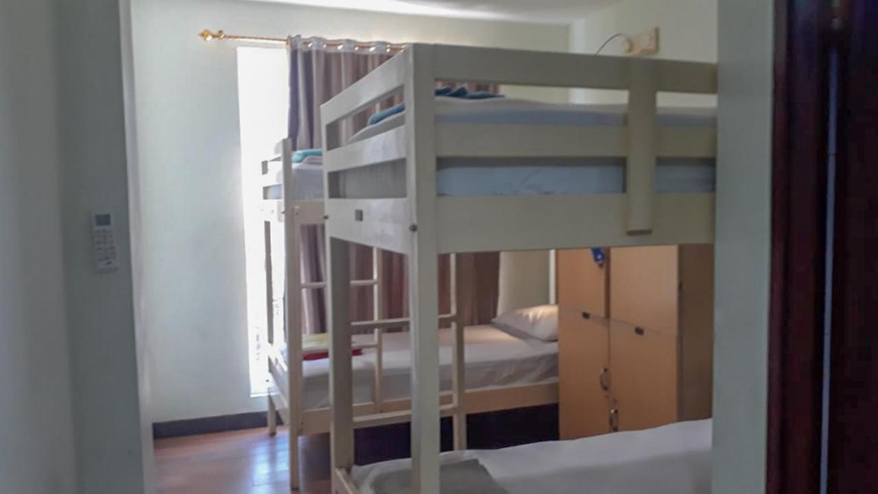Reddoorz Hostel @ Manado Green Hostel Bagian luar foto